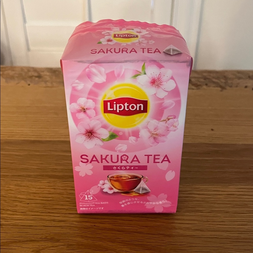 Lipton Sakura Tea and Apple tea